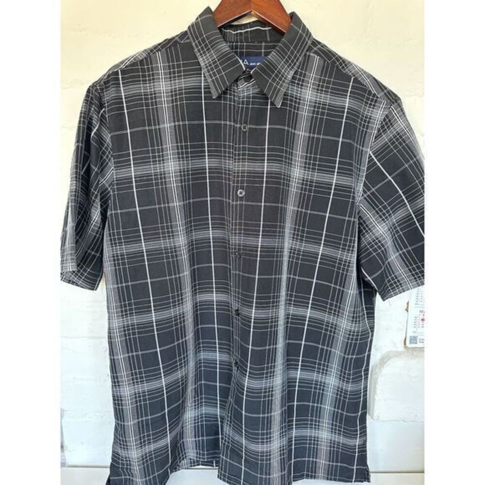 JA John Ashford Mens Button Up Short Sleeve Plaid Black/Gray Shirt size Large‎